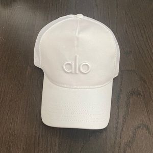 ALO TRUCKER HAT